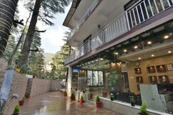 HOTEL THE OAK VALLEY