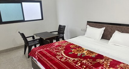 Indiana homestay Room Type - Non AC Room