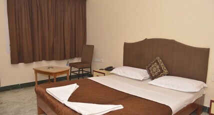 hotel sky park Room Type - Double Room Non AC