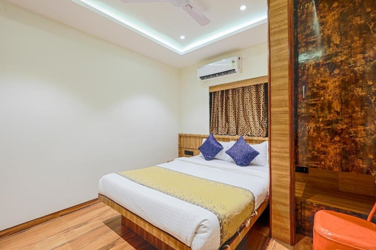 Hotel Blue Orchid Mumbai - Tap to explore photos