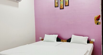 KRAZYROOMS Room Type - Deluxe Room