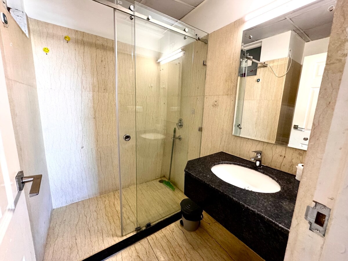 Urban Suite | Luxury 1BHK | near CP67 Mall - Tap to explore photos