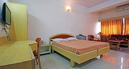 Hotel  Lucky Inn  Room Type - Deluxe Non AC Room