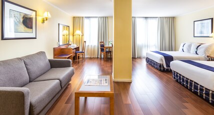 Holiday Inn Lisbon Room Type - 2 Twin Beds Standard Holiday Inn Lisbon Room Type - 2 Twin Beds Standard