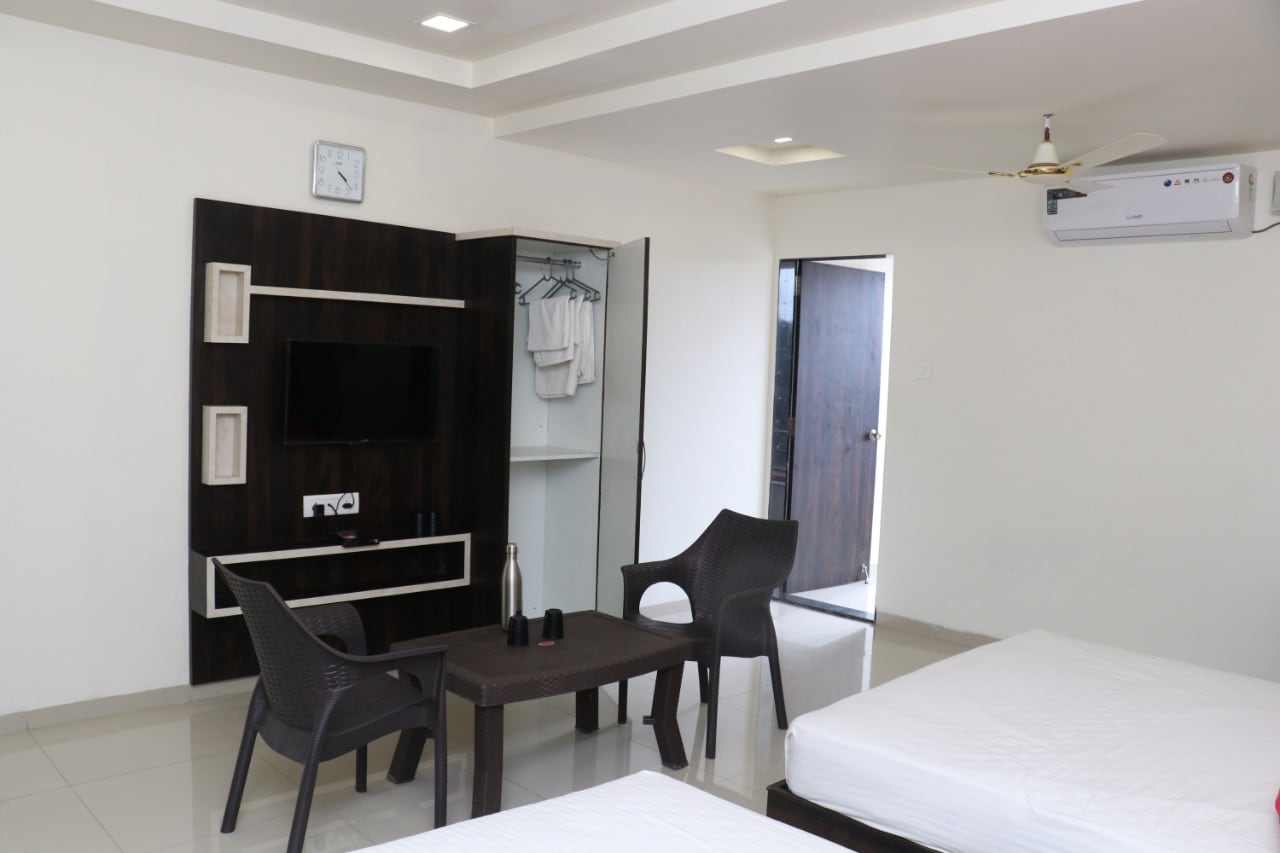 HOTEL SAI BHUMIKA RESIDENCY - Tap to explore photos