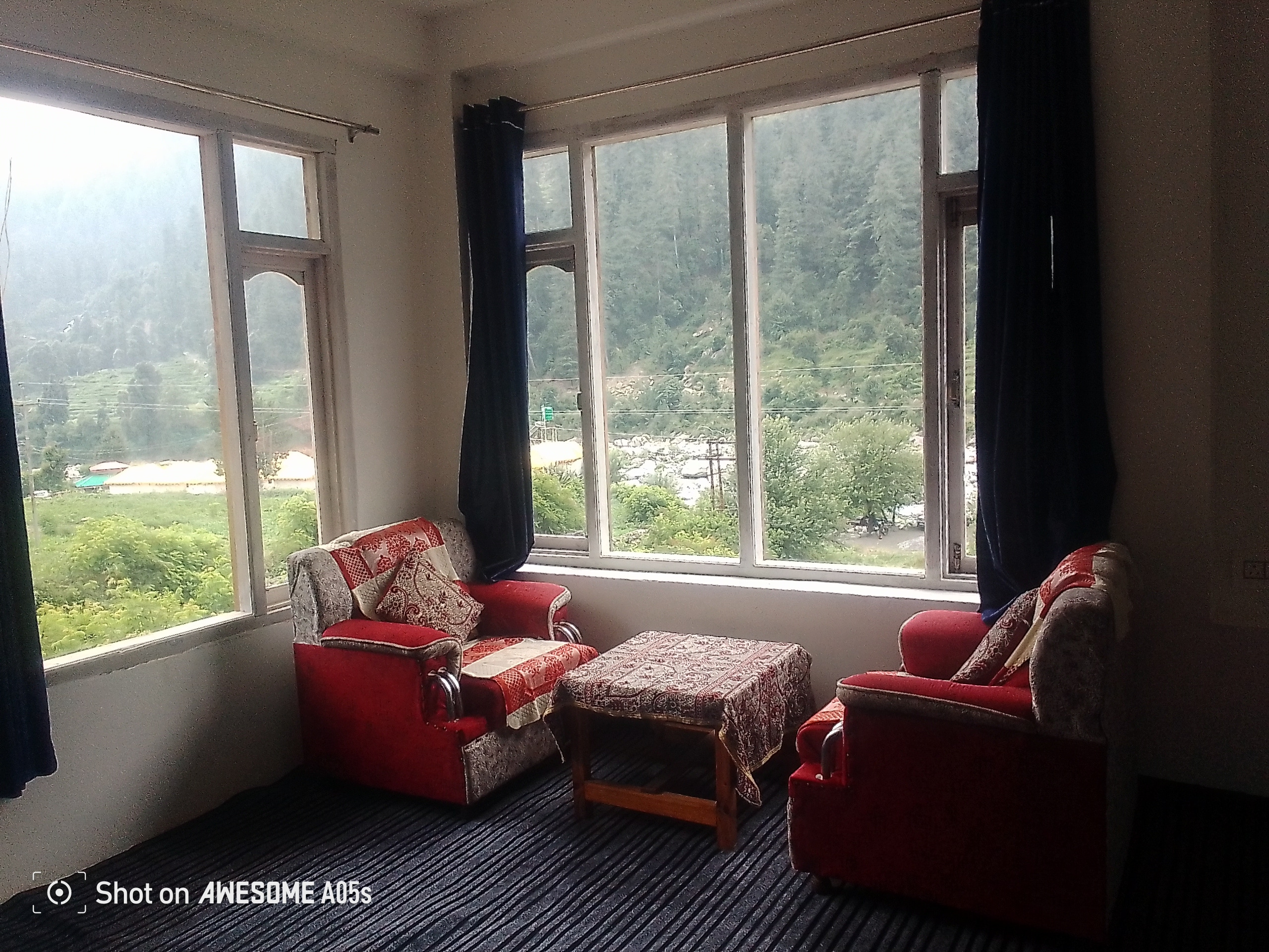 Riverside Home Stay Barot - Tap to explore photos