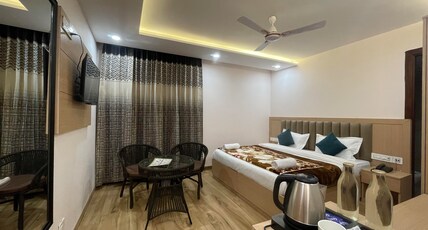 Hotel Budha Valley Room Type - Deluxe Room