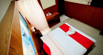 Sneha Inn Room Type - Deluxe Room