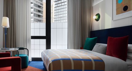 Kimpton MAIN FRANKFURT Room Type - 1 Queen Essential