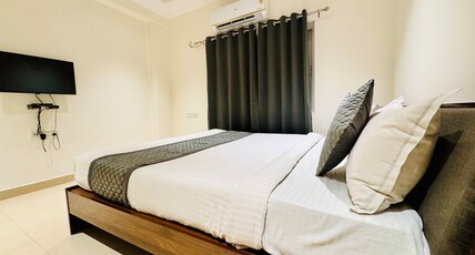 VIGO Hotels Room Type - Deluxe room