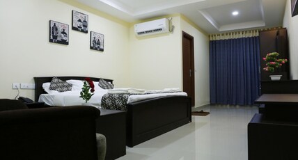 APSARA RESIDENCY Room Type - AC Deluxe Room With King Bed