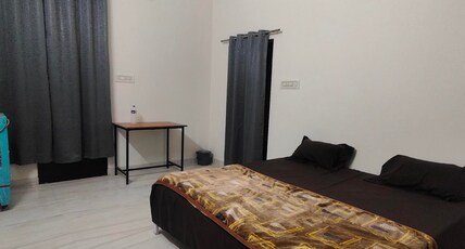 Saranam stay Room Type - Delux AC Room
