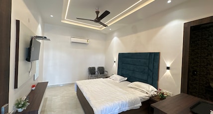 The Bubbles Pool and Rooms Room Type - 103