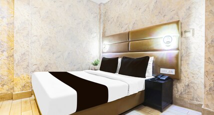 Super OYO Hotel O Vivekanand Marg Room Type - Classic