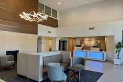 Holiday Inn Express & Suites TRACY
