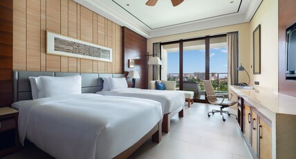 Crowne Plaza SANYA CITY CENTER  Room Type - 2 Double Standard Bay View