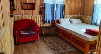 Getway homestay Room Type - A Class Room 