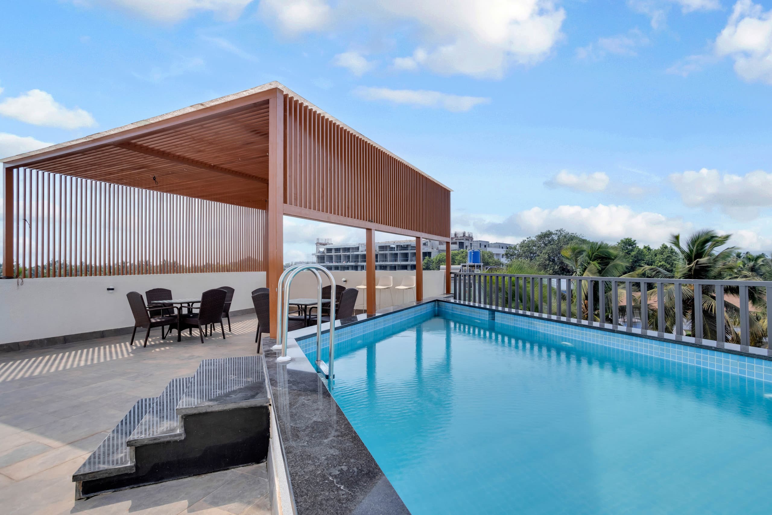 The Bougainvillea 1bhk near Baga beach - Tap to explore photos