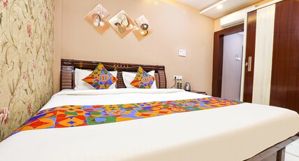 FabHotel Suraj Palace, Indore Airport Room Type - Deluxe Room