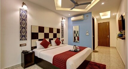 Silk Palace Near IGI Airport Room Type - Deluxe Room Silk Palace Near IGI Airport Room Type - Deluxe Room