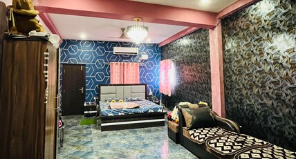 Hotel Viaan Room Type - Deluxe King Bed Room