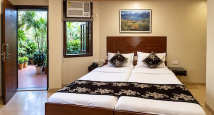 Benazeer Hotel Near CST Station, Fort Room Type - Deluxe Room Benazeer Hotel Near CST Station, Fort Room Type - Deluxe Room