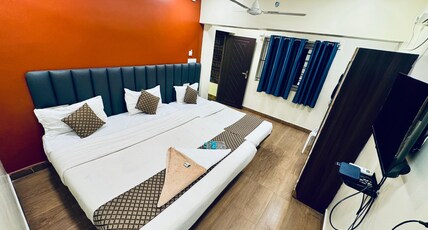 David Residency Room Type - Triple Suite Room