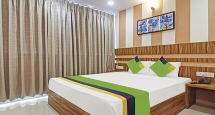 Treebo Arastu Grand Room Type - Deluxe Room