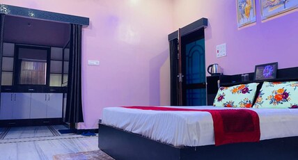 Hotel Raj Shree Palace Guptakashi Room Type - Deluxe Room