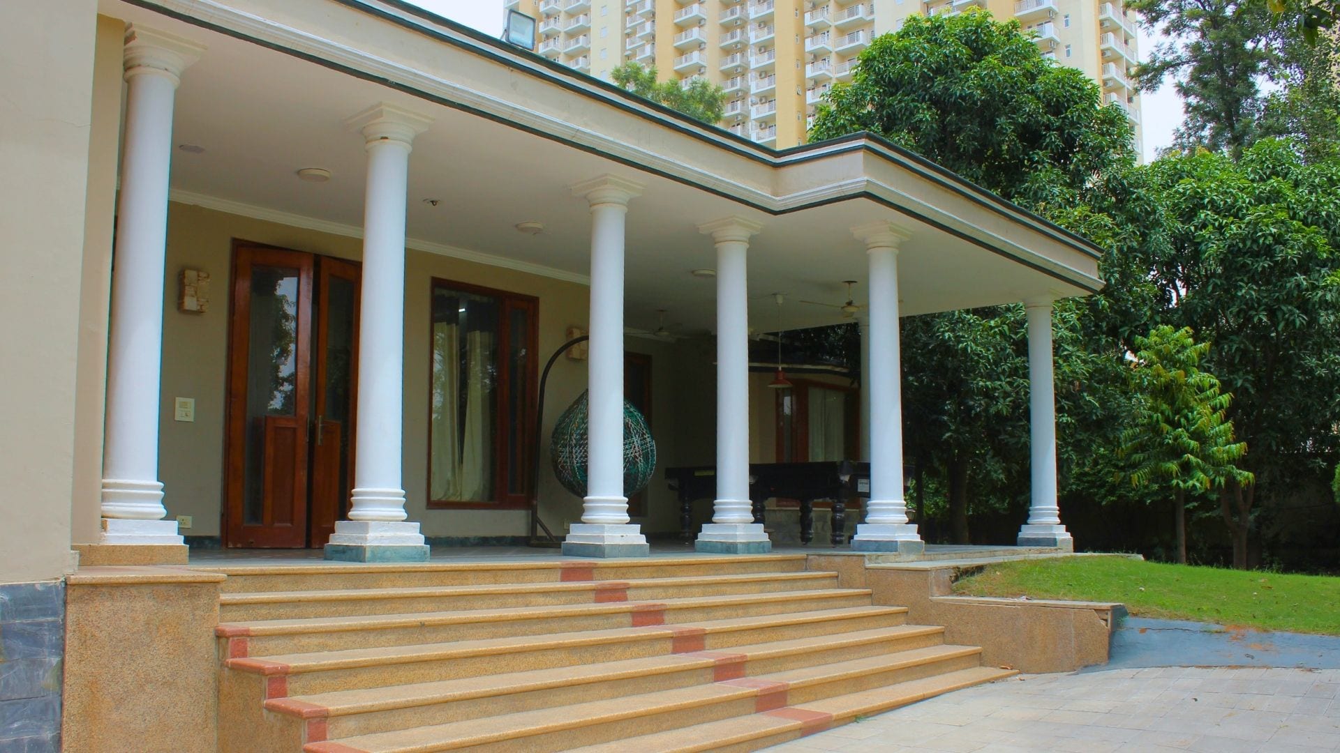 Main gallery