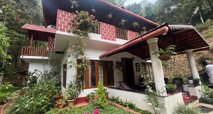 Reevilla Estate Stay Room Type - Reevilla Estate Stay