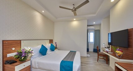 Regenta Inn Indiranagar Room Type - Deluxe Room (King Bed)