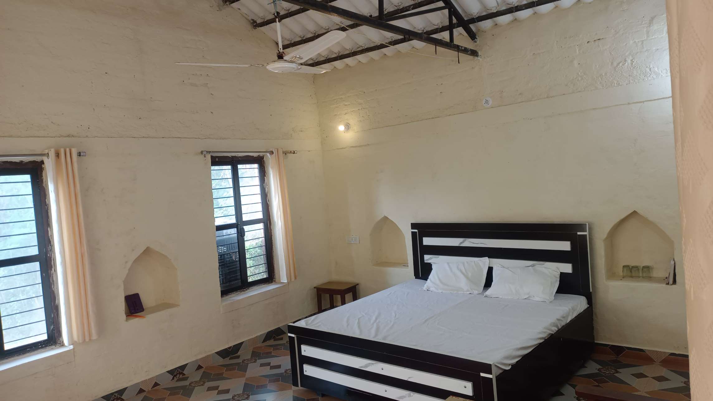 Betwa View Homestay - Tap to explore photos