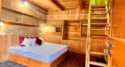 Alpine heaven forest view cottage Room Type - Bedroom 1