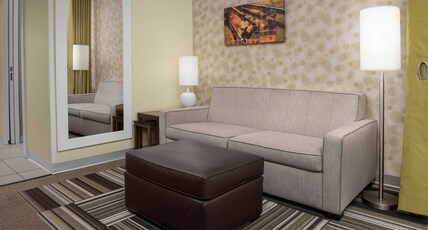 HOME2 SUITES BY HILTON SUMMERVILLE Room Type - 2QN HEARING ACC STUDIO NS