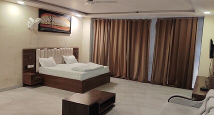 Hotel Renuka Inn Room Type - Maharani Room
