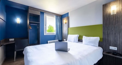 greet Chartres Est Room Type - Pop room with 1 double bed