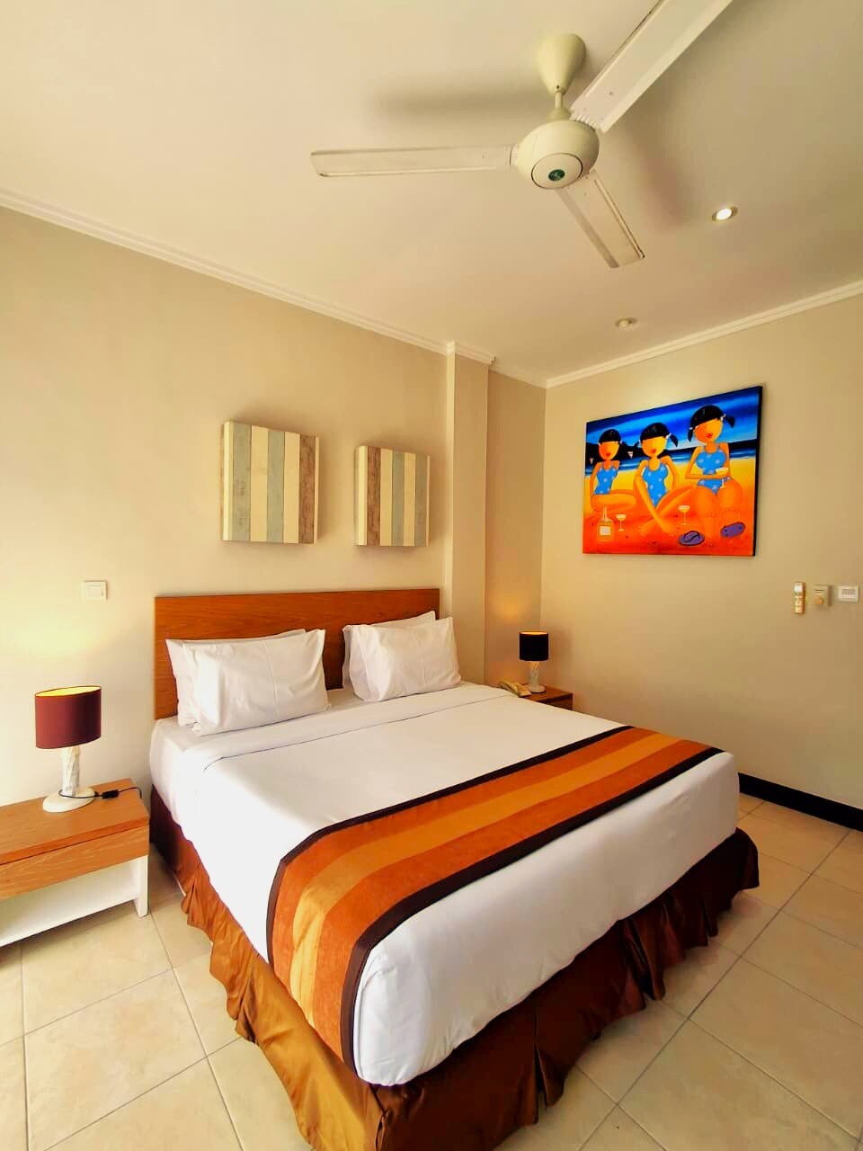 Kuta Town House - Tap to explore photos