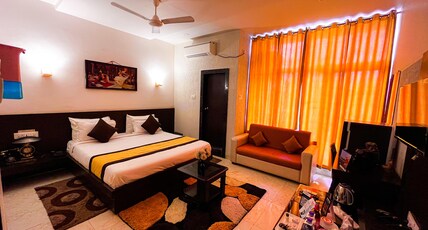 Kasturi hotel and Restaurant Room Type - PREMIUM DOUBLE BED ROOM (AC)
