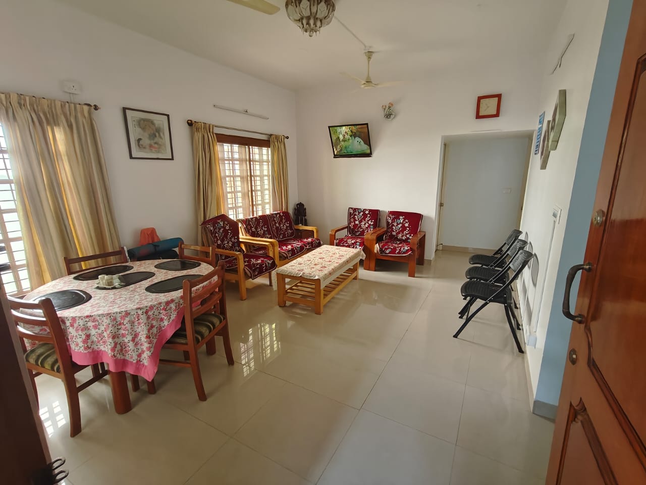 Homestay Chethana  HSR Bangalore - Tap to explore photos