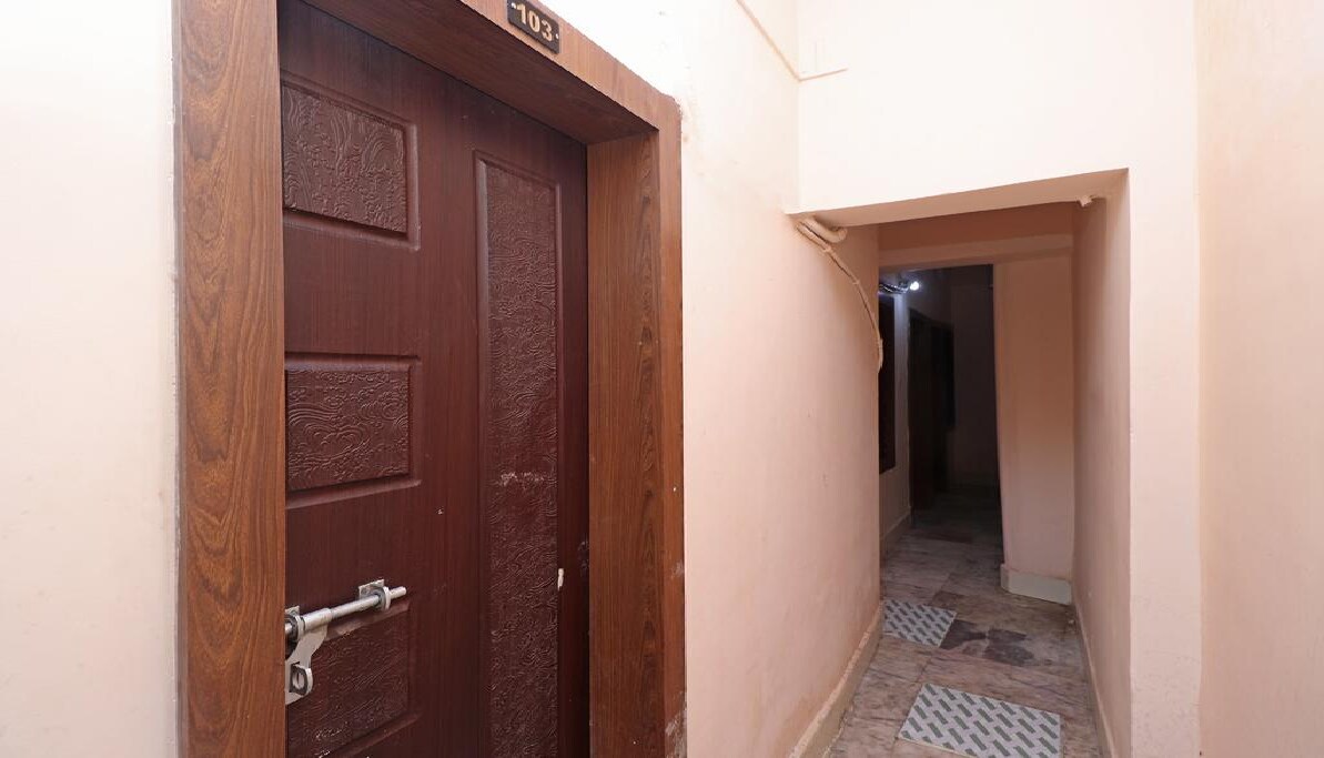 Hotel New Ashirbad - Tap to explore photos