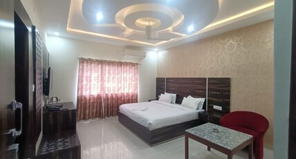 HOTEL RAJWADA PALACE Room Type - PREMIUM ROOM