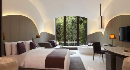 The Roseate Room Type - The Roseate Lake Access Suite with Bathtub and Private Sit out Area