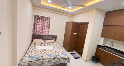 Vaaraahi elite guest house Room Type - Ac suite Room With Queen size with kitchen Vaaraahi elite guest house Room Type - Ac suite Room With Queen size with kitchen