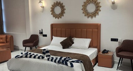 Natraj Hotel And Dhaba Room Type - Deluxe Room