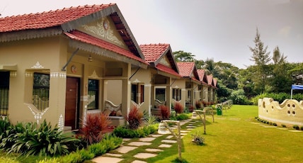 Breathing Earth Resort | Luxury Eco Cottage Room Type - Pool View Mud House Breathing Earth Resort | Luxury Eco Cottage Room Type - Pool View Mud House