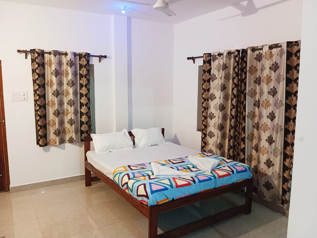 Royal Krishna Beach Apartments - Tap to explore photos