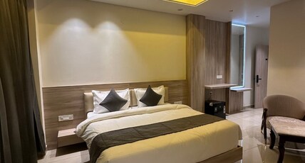 The Regent Hotel Room Type - Premium Room