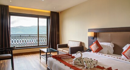Antariksh Retreat Room Type - Deluxe Double Bed Room with Balcony