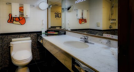 Metropark Lido Hotel Room Type - 1 King Standard Kids Theme